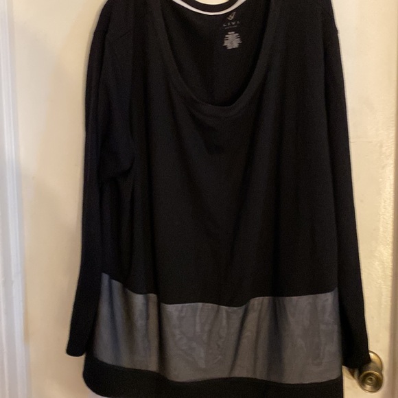 Livi Active Black Layered sweater Top 26/28 - Picture 6 of 11